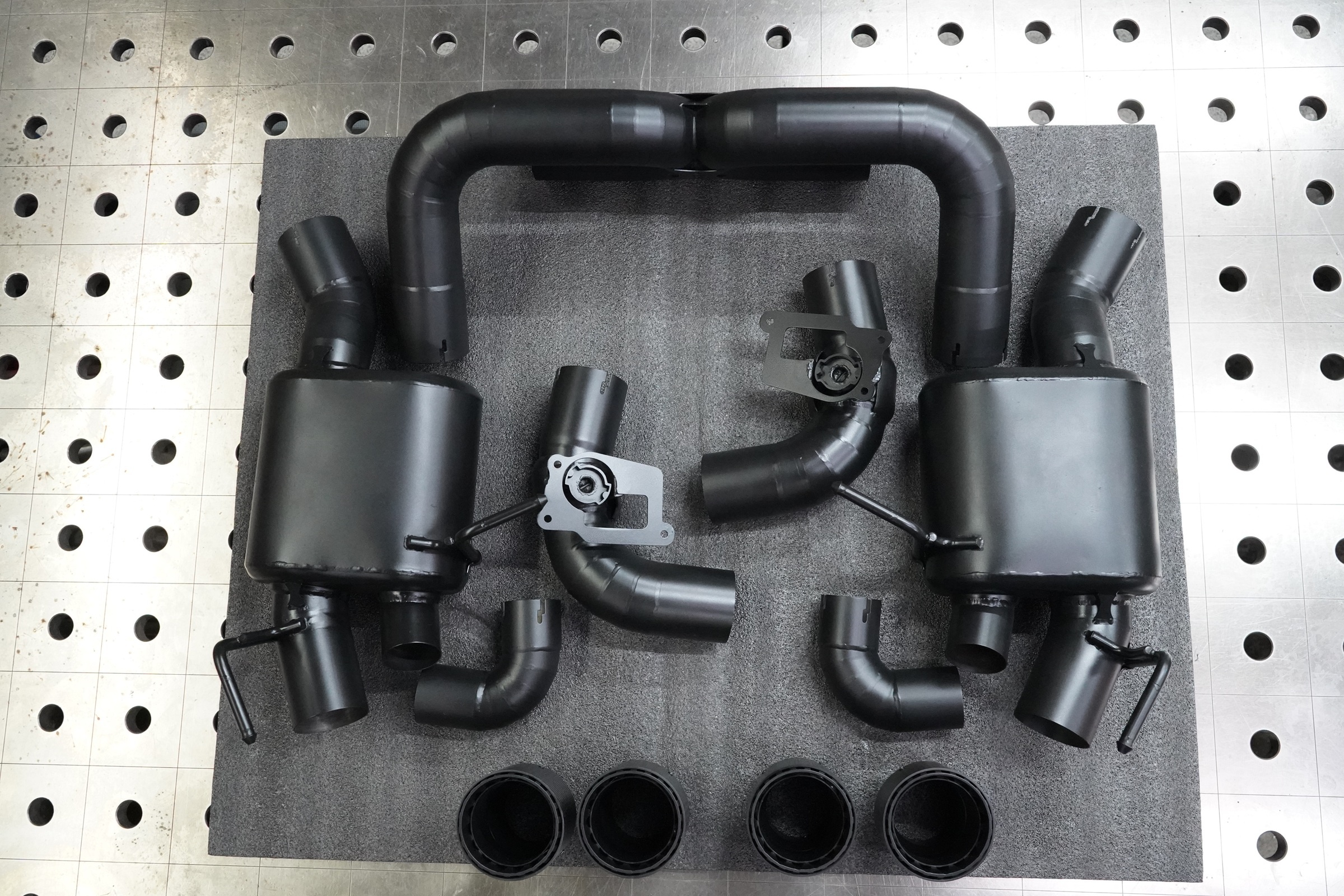 Titan Abgasanlage Corvette C8 EU – Bild 2