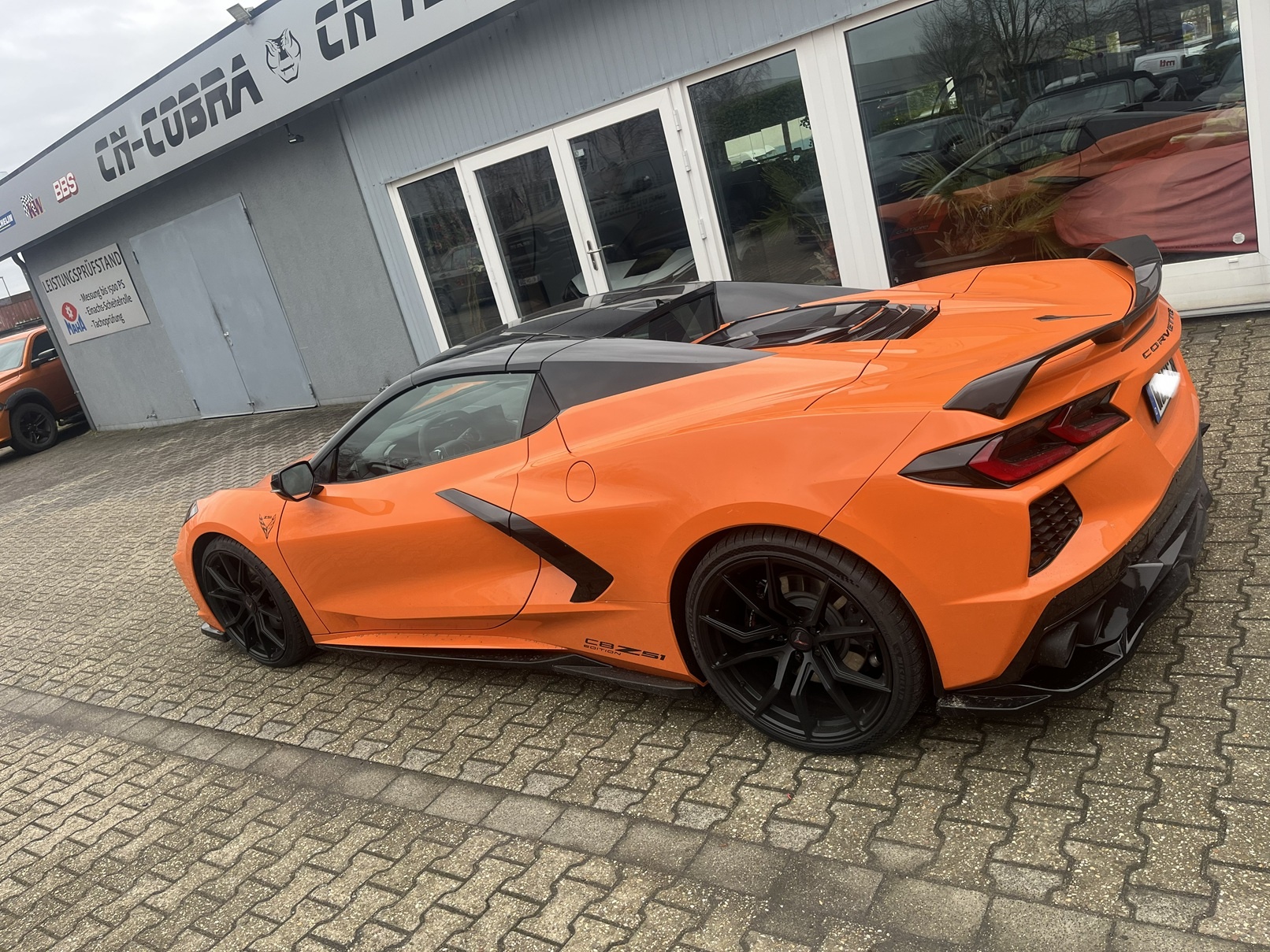 Motor-Sichtfenster Heckabdeckung – Corvette C8 Convertible (Carbon Flash) – Bild 5